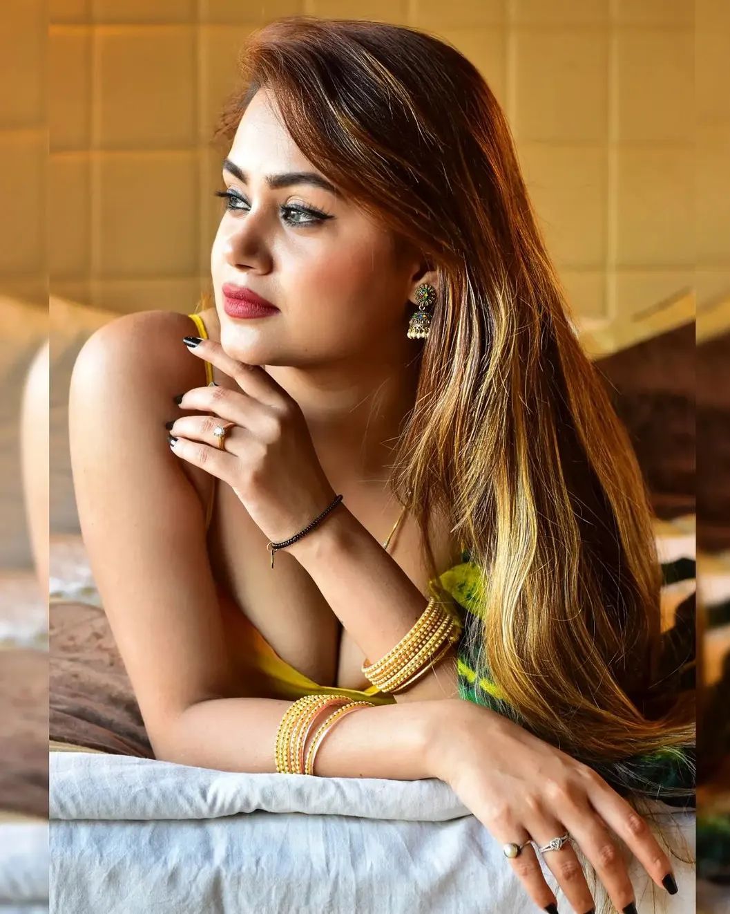 American girl cracked swiftly now three minions combed highways