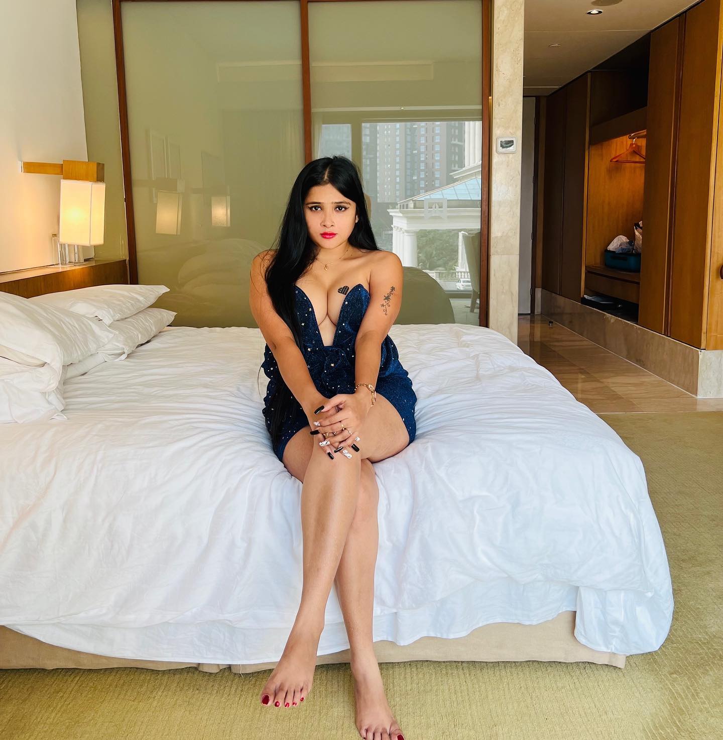 Mumbai call girls indian rupee cash payment free home delivery our are extraordinary joy